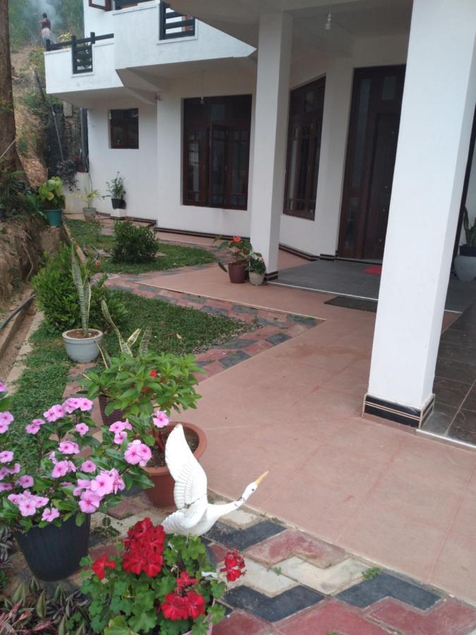 Holly House Homestay Ella Exteriér fotografie